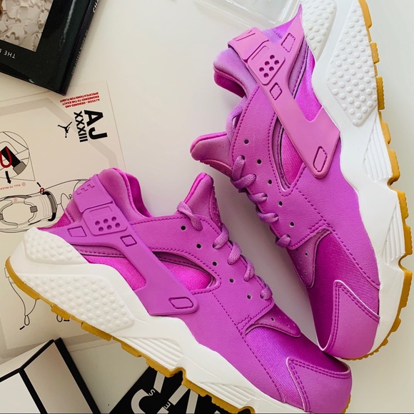 NEW Nike Huarache run sneakers shoes - Picture 3 of 9